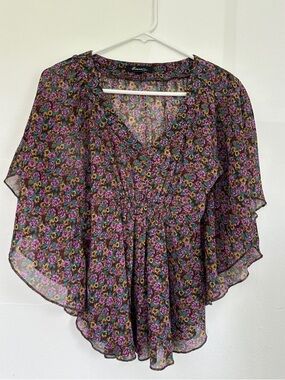Forever 21 Floral Flutter Sleeve V-Neck Top - Purple Floral